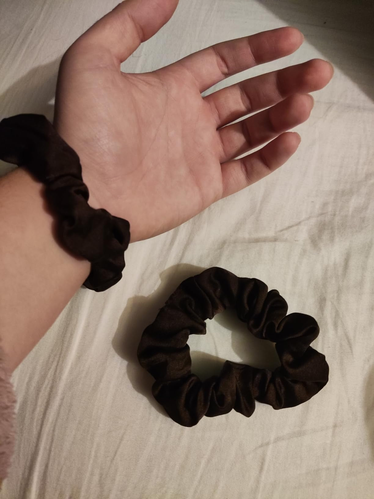 Kitsch Satin Scrunchies for Women No Crease Hair Ties Soft Satin Hair Scrunchies